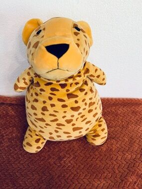 Pillowfort Weighted Plush Cheetah Sensory Stuffed Animal Toy